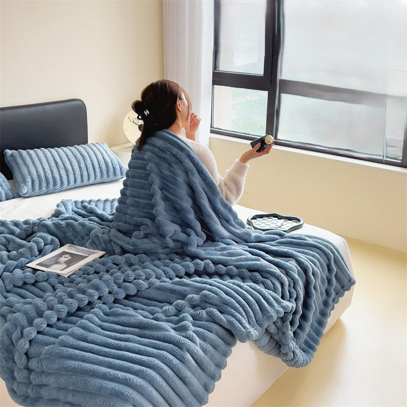 💫2025 Hot Sale🛏️Thickened rabbit plush&milk velvet cover blanket